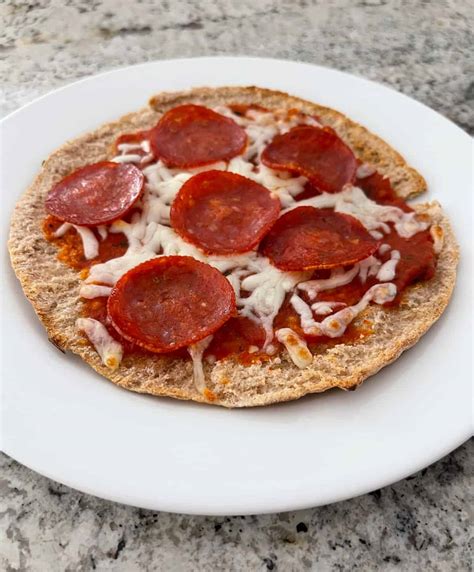 Pita pizza na panvici