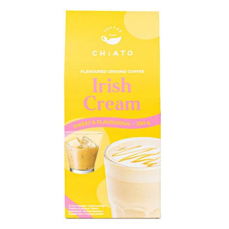 Rôzne fľaše sirupov s príchuťou Irish Cream