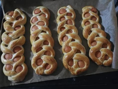 Slané klobásové hrebene na plechu