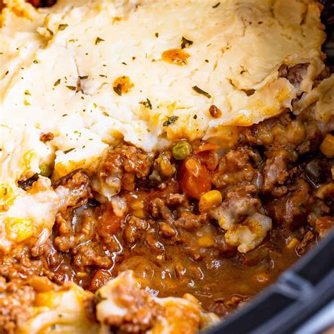 Nákres vrstiev Shepherd's Pie v zapekacej miske