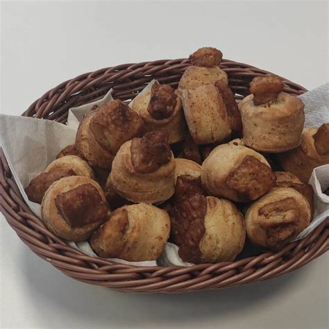 Výber syrových a oškvarkových pagáčov