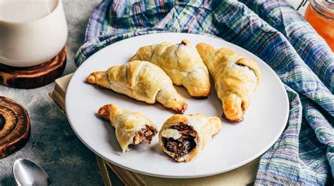 Ilustračné foto croissantov s nutellou
