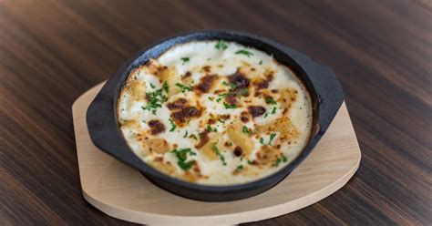 Zapekané gnocchi s bryndzou a slaninou