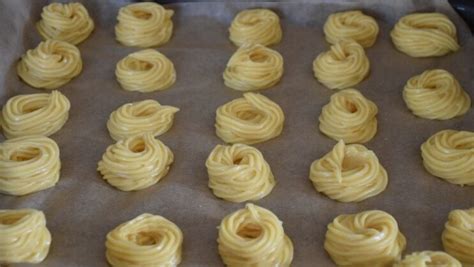 odpaľované cesto pripravené na pečenie