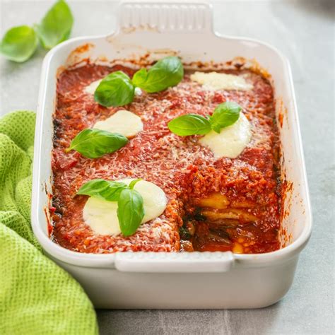 Servírovaná Parmigiana di Melanzane