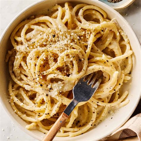 Linguine Cacio e pepe s čerstvým korením
