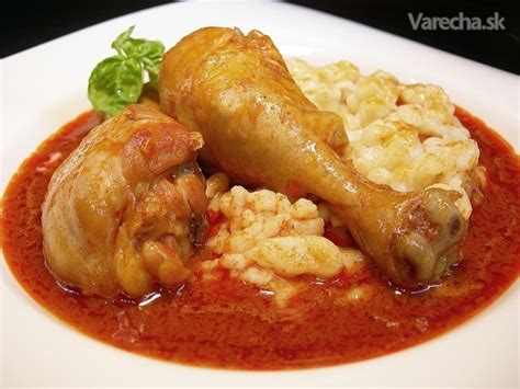 Ilustračná fotka kuracích stehien s koreninami