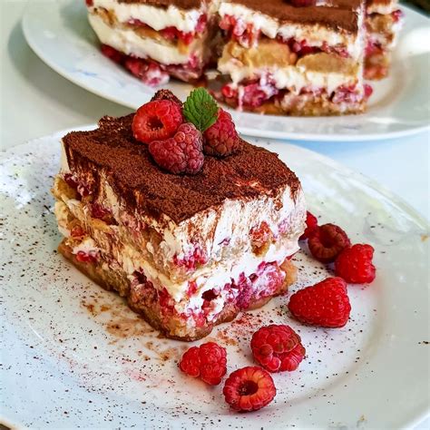 Malinové tiramisu v skleniciach