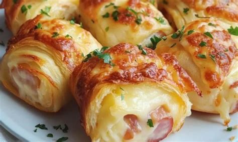 Plnené rožky so slaninou a syrom