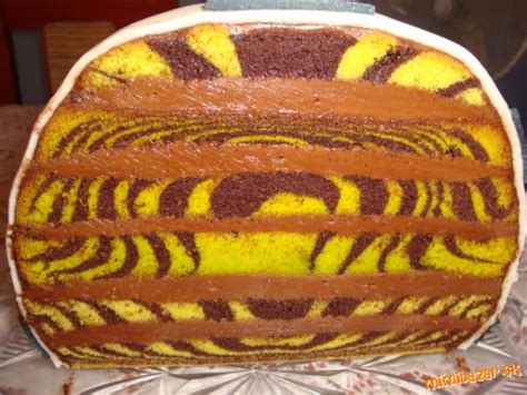 Torta po zložení vrstiev v priereze
