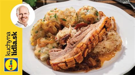 Fotografia zemiakových knedlí plnených tofu a kapustou