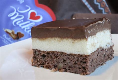 Milka rezy s vrstveným krémom a sušienkami