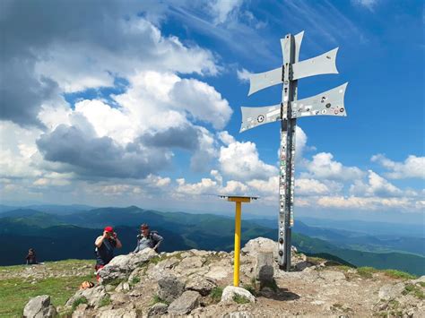 Mapa turistických trás na Kľak z Fačkovského sedla