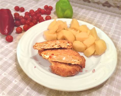 Hotové tofu fašírky s cviklou a nivou na tanieri