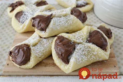Drobné koláčiky plnené Nutellou