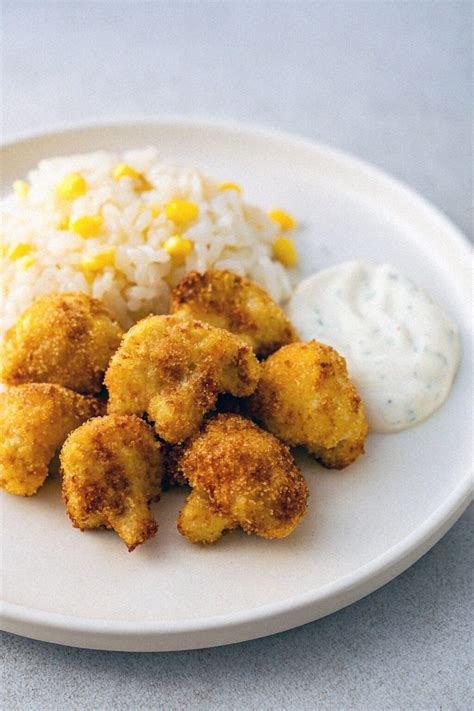 Zlatohnedý karfiol pripravený v teplovzdušnej fritéze
