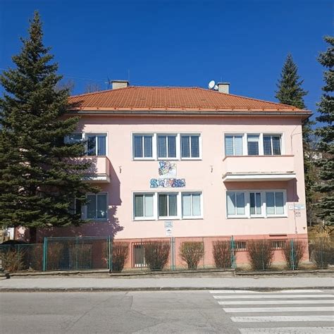 Centrum pre deti a rodiny Zlatovce v Trenčíne