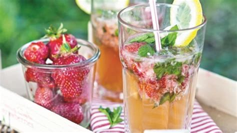 Jahodová limonáda s mätou