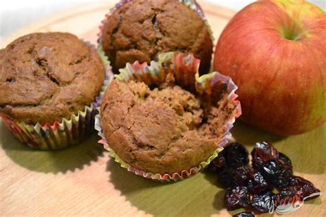 Muffiny s banánom a jablkom