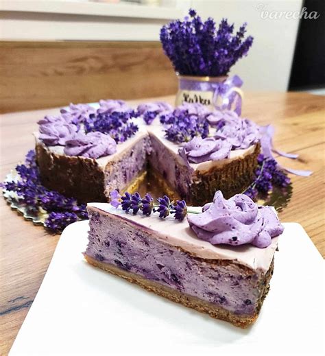 Levanduľový cheesecake s čučoriedkami