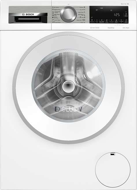 moderná práčka Bosch v interiéri kúpeľne