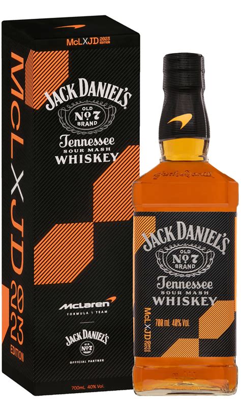 Produktová fotografia rôznych druhov BBQ omáčok Jack Daniel's