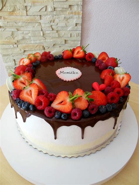 Detail torty Míša s čokoládovou polevou