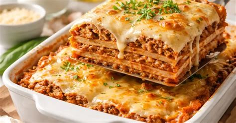 Zapekané lasagne s bešamelovou omáčkou