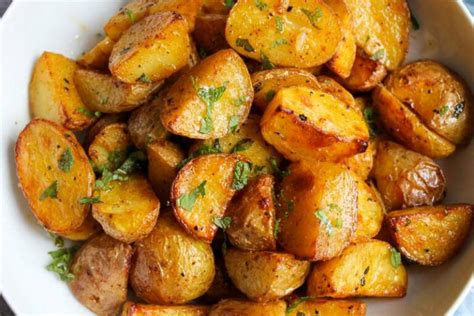 pečené zemiaky s bylinkami