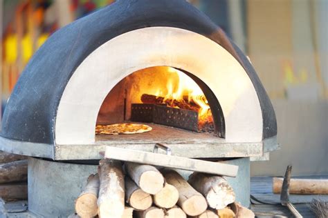 Porovnanie pece na pizzu a bežnej rúry