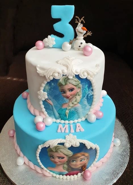 Torta s motívom z rozprávky Frozen