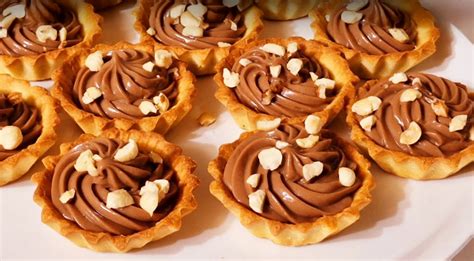 Rodina s čokoládovým labradorom