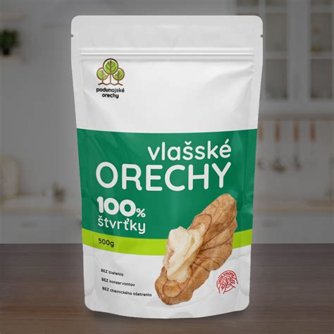 Zloženie vlašských orechov - infografika