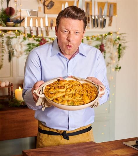 Jamie Oliver pri varení sviatočného jedla