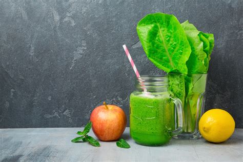 Pohár zeleného smoothie