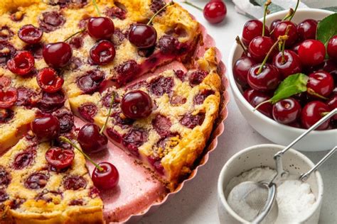 Rozdiel medzi klasickou bublaninou a clafoutis