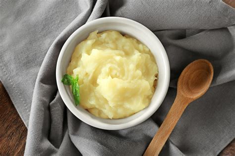 Recept na zemiakovú kašu so syrom a bylinkami