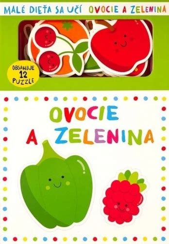 Dieťa vkladajúce ovocie do odšťavovača