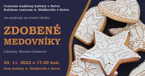 Aranžovanie medovníkov s vianočnými rekvizitami