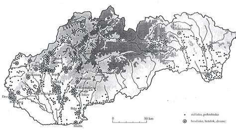 Mapa rozšírenia lužickej kultúry a nálezy keramiky na Slovensku