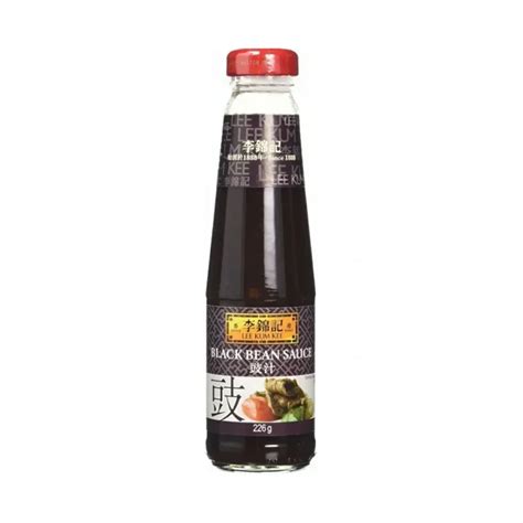 Aromatická omáčka z čiernych fazúľ s cesnakom v miske