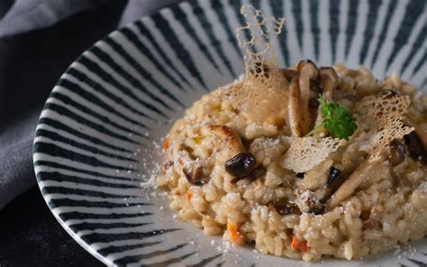Vegánske pohánkové rizoto s hubami a špenátom