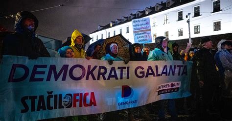 Ľudia protestujú proti jedeniu špenátu