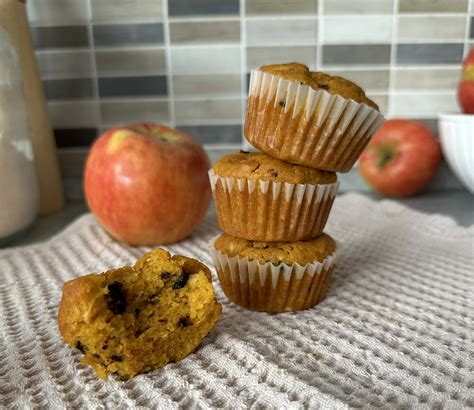 Ilustrácia jablkových muffin