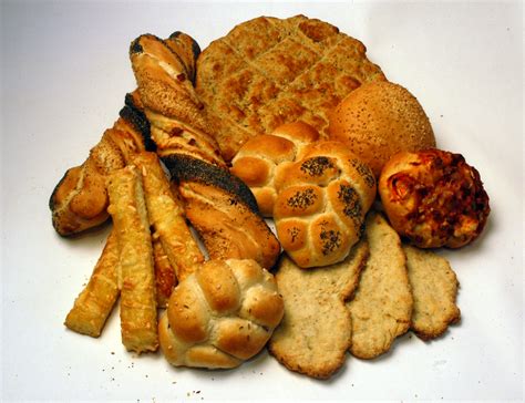 Čerstvé pečivo z pekárne