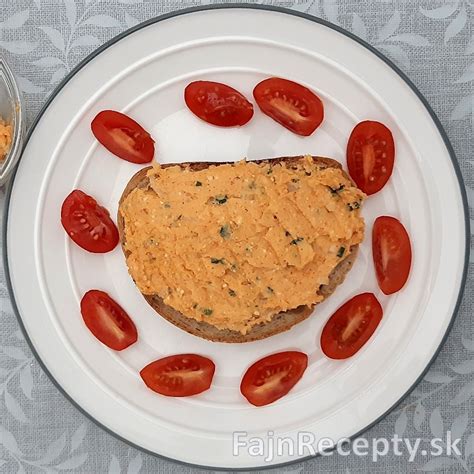 Tradičná bryndzová nátierka so zeleninou