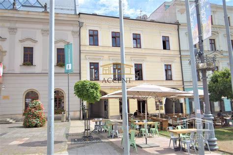 Historická budova Kaviarni Slávia