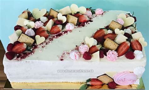 Rôzne štýly svadobných tort: nahá torta, fondánová torta
