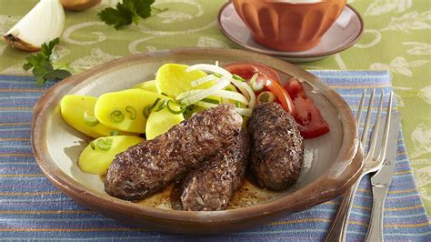 Hamburger a Čevapčiči