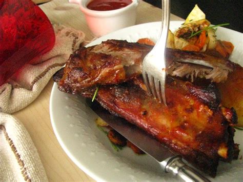 Pečené teľacie rebrá s medovo-chilli glazúrou na pekáči